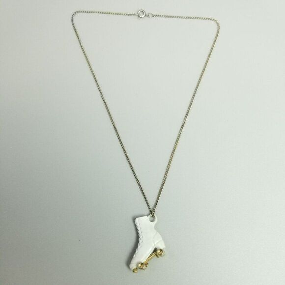 Vintage Roller Skate Pendant Necklace, White Enamel, Retro Style, Estate - Picture 3 of 9